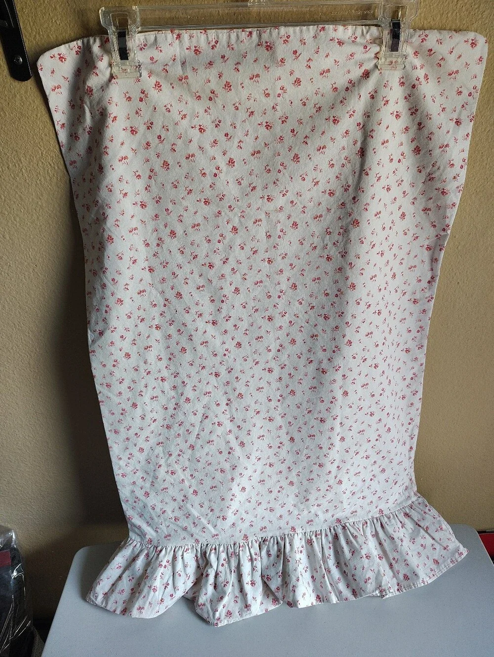 VTG Ralph Lauren Colchester Standard Pillowcase Red White Ditsy Floral Ruffle